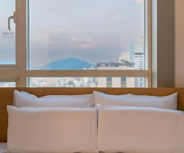 Anook Hongdae Hotel *